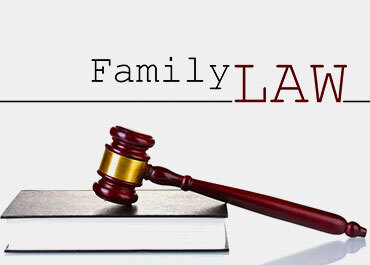 Family law gavel and book – Social media's impact on Texas family law cases